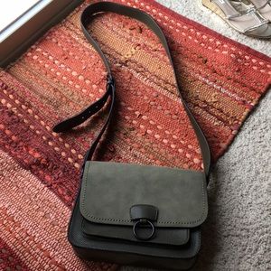 New army green crossbody